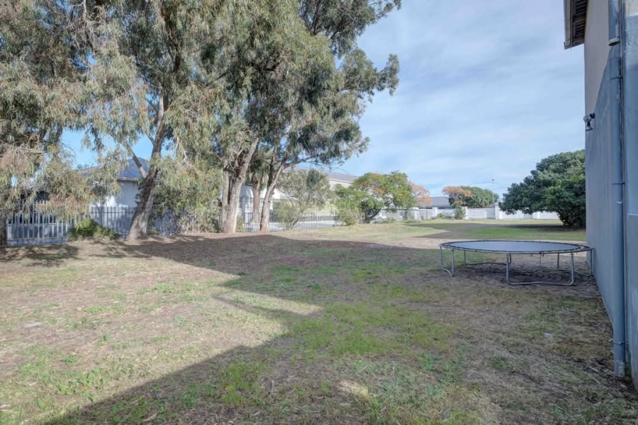2 Bedroom Property for Sale in Algoa Park Eastern Cape